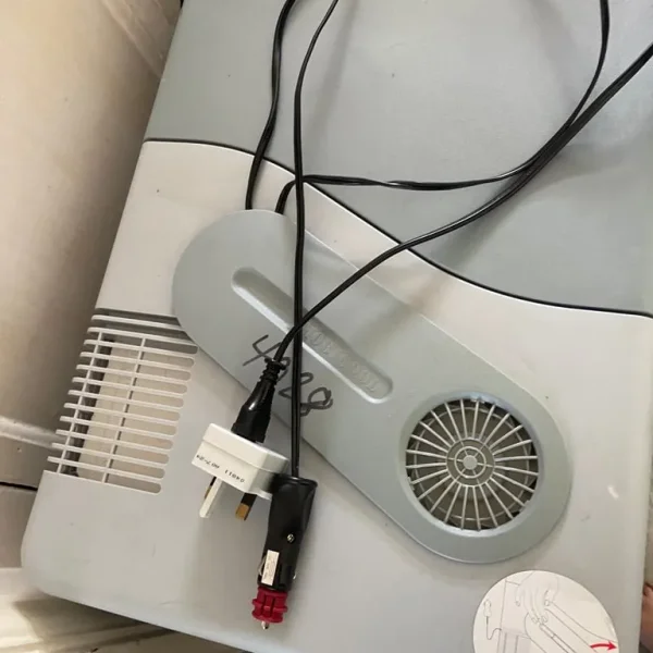 Mobicool electric cool box x2