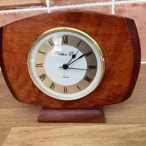 Mantle clock