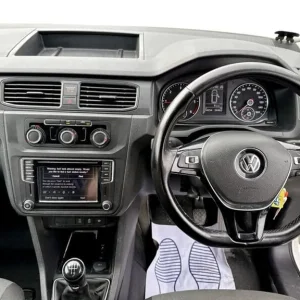 2020 Volkswagen Caddy TDI C20 Highline Panel Van Diesel Manual - Image 8
