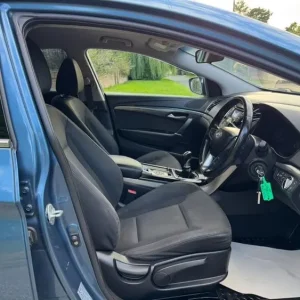 2014 HYUNDAI i40 1.7 CRDi ACTIVE BLUEDRIVE ESTATE - Image 8