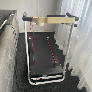 Old treadmill with spare parts - Image 3