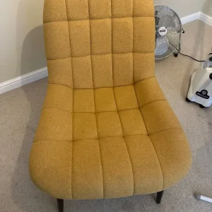 Mustard yellow accent chair - Image 2