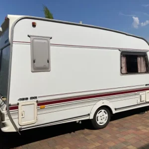 Swift Challenger 400SE 1995 caravan - Image 3