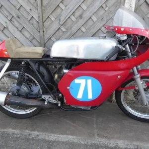 Honda CB350 K4 Race Bike with Alloy Wheels and Clip-ons - Image 2