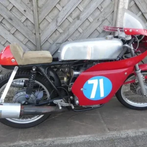 Honda CB350 K4 Race Bike with Alloy Wheels and Clip-ons - Image 3