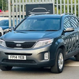 2014 Kia Sorento 2.2 CRDi AWD Estate - Image 3