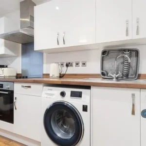 1 bedroom flat in Kings Chambers, cranleigh, Waverley - Image 5