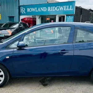 2017 Vauxhall Corsa 1.4i Turbo 5-door hatchback with manual gearbox and air conditioning - Image 5