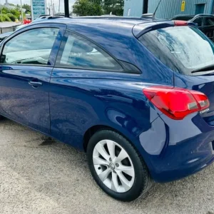 2017 Vauxhall Corsa 1.4i Turbo 5-door hatchback with manual gearbox and air conditioning - Image 7