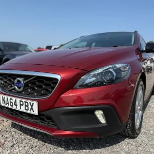 2014 Volvo V40 D2 Cross Country Lux 5dr Hatchback - Image 2