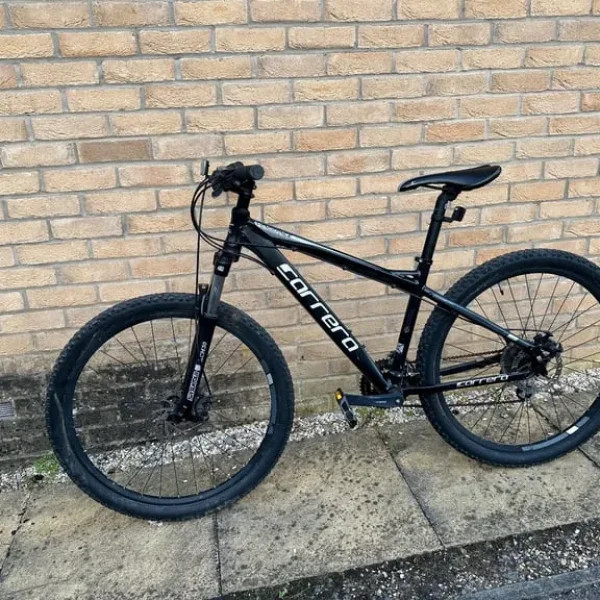 Carrera Vegeance size M 27.5 with 16-speed and disc brakes