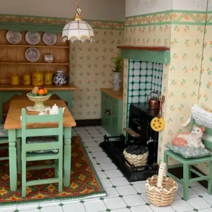 Wooden 1:12 Scale Dolls House with Electric Lights - Image 4