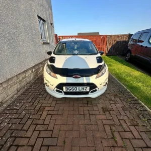 Ford Fiesta Zetec-S 2010 hatchback - Image 2