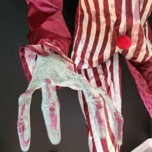 7ft Creepy Towering Clown Halloween Animatronic - Image 7