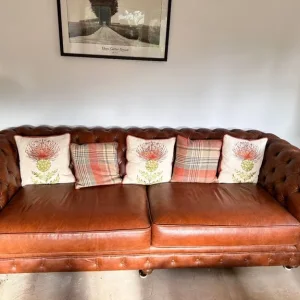 Large 4-seater leather chesterfield sofa - Image 2
