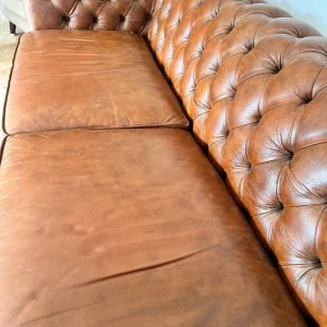 Large 4-seater leather chesterfield sofa - Image 5