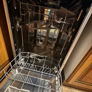 Slimline dishwasher - Image 3