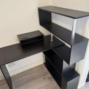 Computer desk