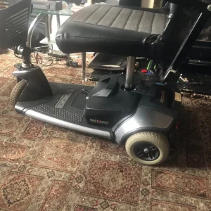 Mobile scooter pride go go
