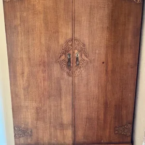 Antique oak wardrobe - Image 2