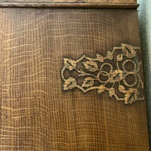 Antique oak wardrobe - Image 4