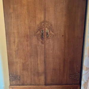 Antique oak wardrobe - Image 6