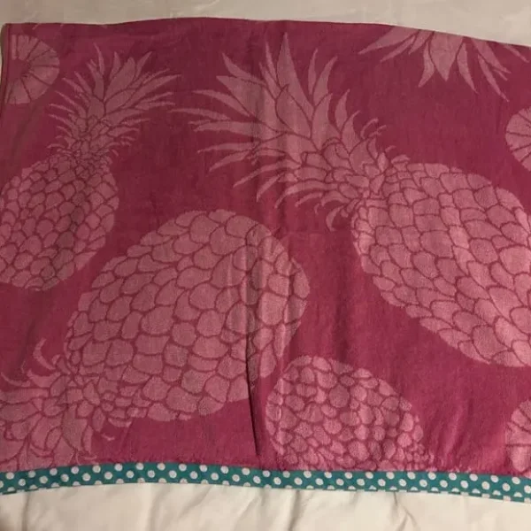 8 Beach/Picnic Towels