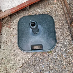 Free parasol stand - Image 2