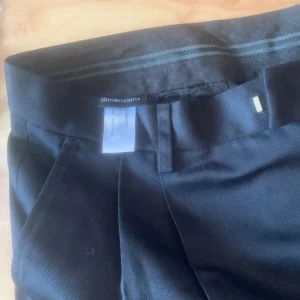 Black waist 38 leg 31 trousers - Image 3