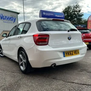 BMW 1 Series 118d Urban 5dr Diesel - Image 4