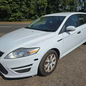 2013 Ford Mondeo 2.0 TDCi Edge Euro 5 5dr Estate Diesel Manual - Image 4
