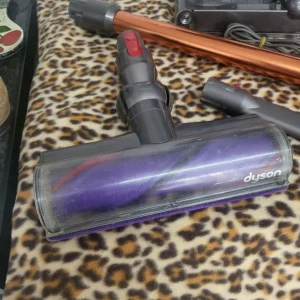 Dyson V10 Absolute cordless hoover - Image 7