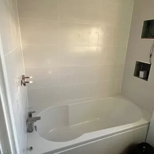 Bath 1700 x 800mm new in packaging