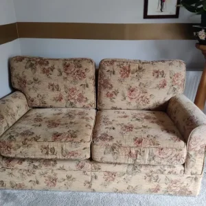 Floral sofa - Image 2