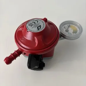IGT Patio Gas Regulator With Pressure Gauge - Image 2
