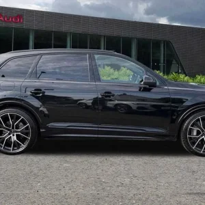 2024 Audi Q7 55 TFSI Quattro Black Edition 5dr Tiptronic SUV Petrol Automatic - Image 4