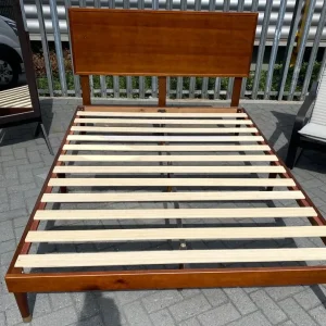 Kingsize bed frame & headboard