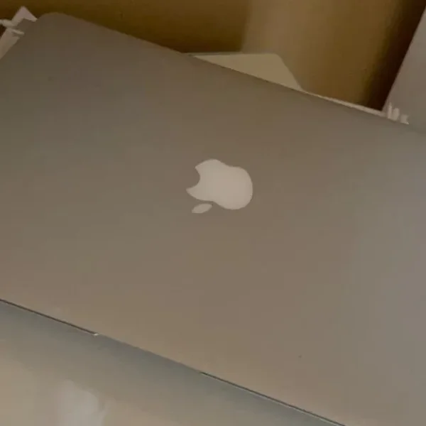 Apple MacBook Air