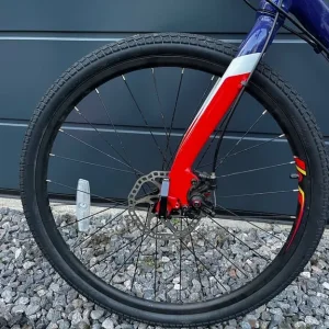 Hardly uses Kids Wiggins bike - Image 5