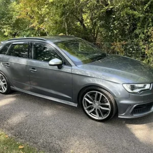 2015 Audi S3 Sportback S Tronic Quattro - Image 3