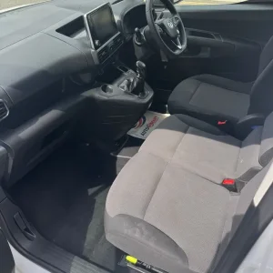 2019 Vauxhall Combo 2300 1.5 Turbo D 100ps H1 Sportive Panel Van - Image 6