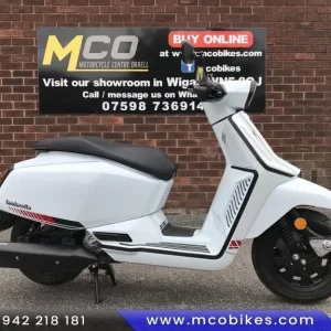 Lambretta X125 2025 reg 34 miles only