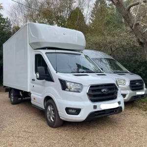 House and flat moving service with van and team support