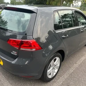 2015 Volkswagen Golf 1.6 TDI Match 5-door Hatchback Diesel Manual - Image 3