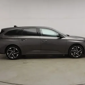 2022 Peugeot 308 SW Estate - Image 4