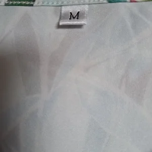 Ladies top size M 12/14 - Image 3