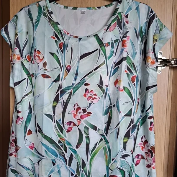 Ladies top size M 12/14