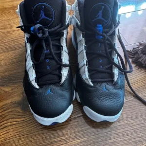 Kids Nike Air Jordans size 5.5