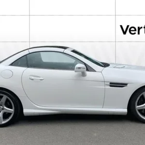 2014 Mercedes-Benz SLK 200 BlueEFFICIENCY AMG Sport 2dr Roadster - Image 5