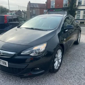 2012 Vauxhall Astra GTC 2.0 CDTi 16V SRi 3dr Hatchback Diesel Manual - Image 3